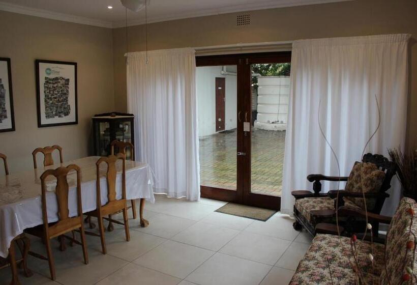 Metime Guesthouse & Self Catering