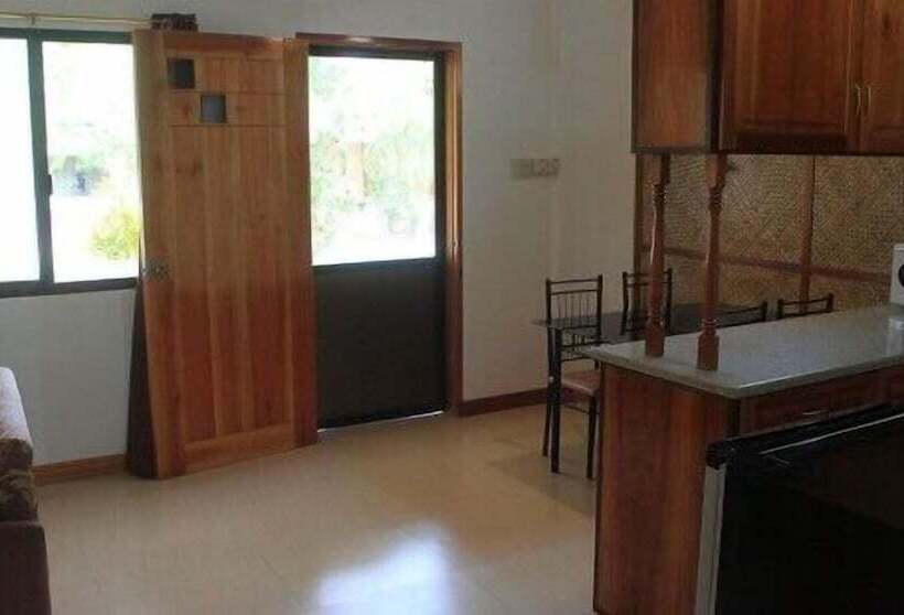 Nickles Park Resort And Apartments