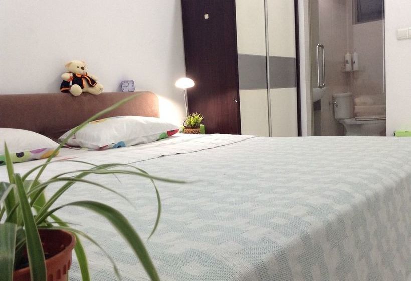 Пансион A&f Tropics Homestay