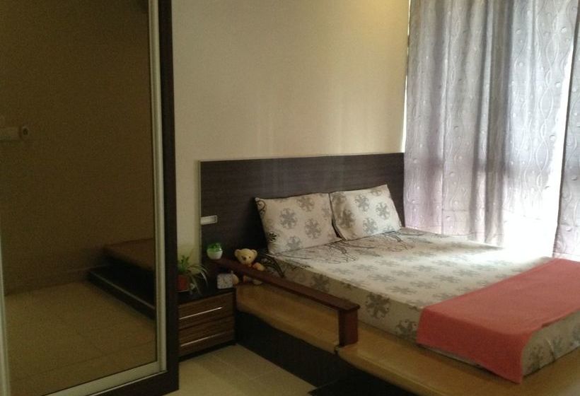 Пансион A&f Tropics Homestay