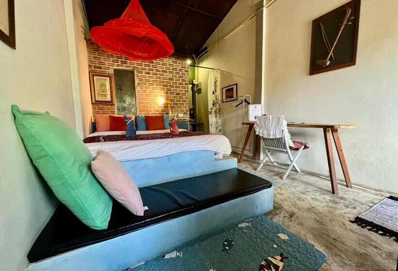 펜션 Artist S Place Trat