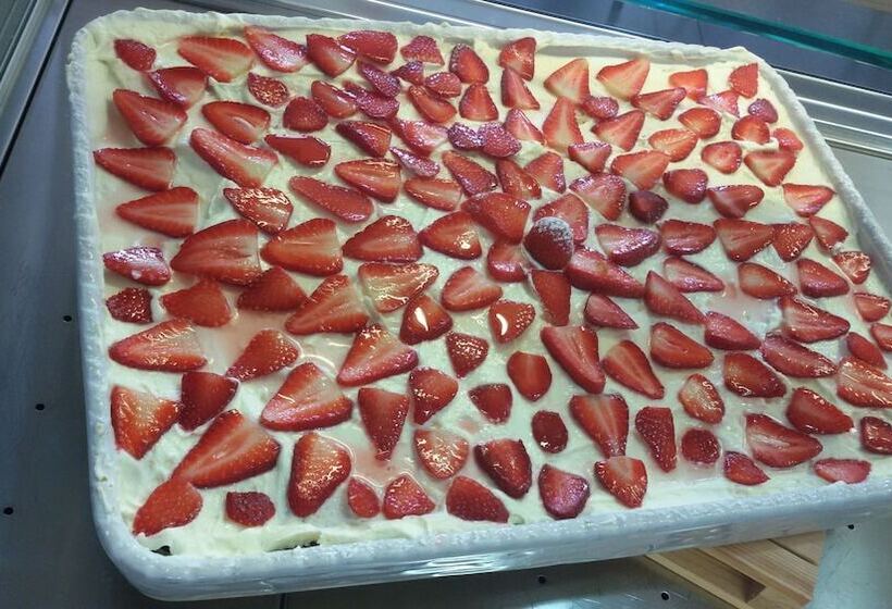 펜션 Merylinn Guest House