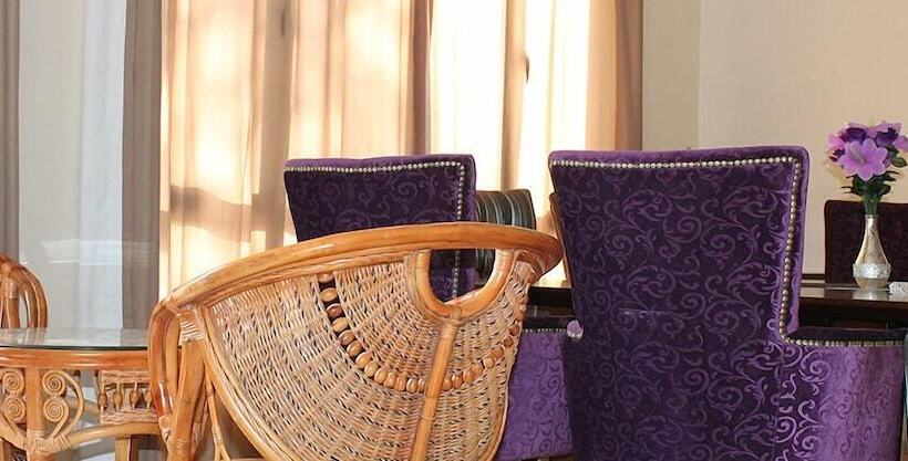 Пансион Okavango Roadside Guesthouse