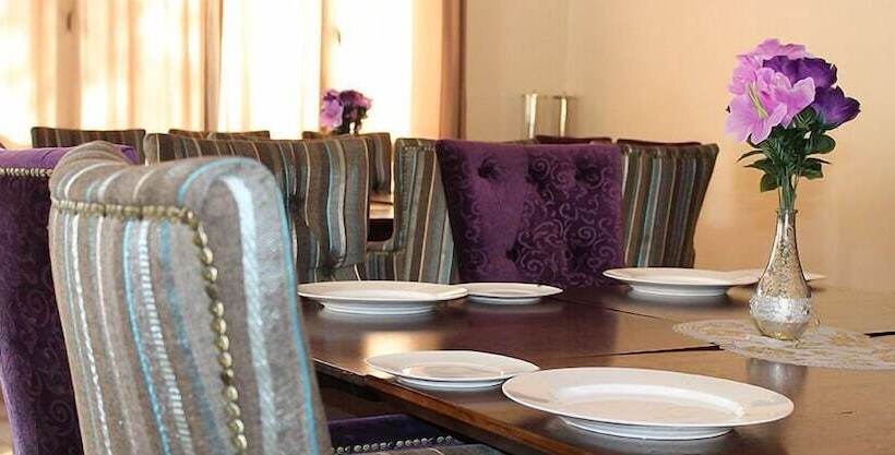 Пансион Okavango Roadside Guesthouse