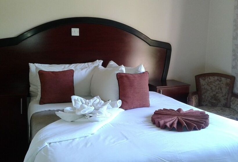 Пансион Okavango Roadside Guesthouse