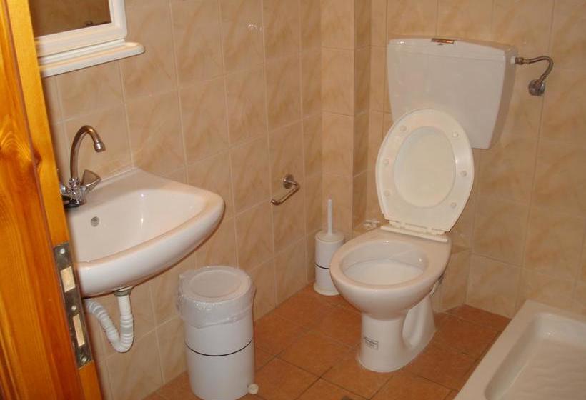 بنسيون Philoxenia Rooms