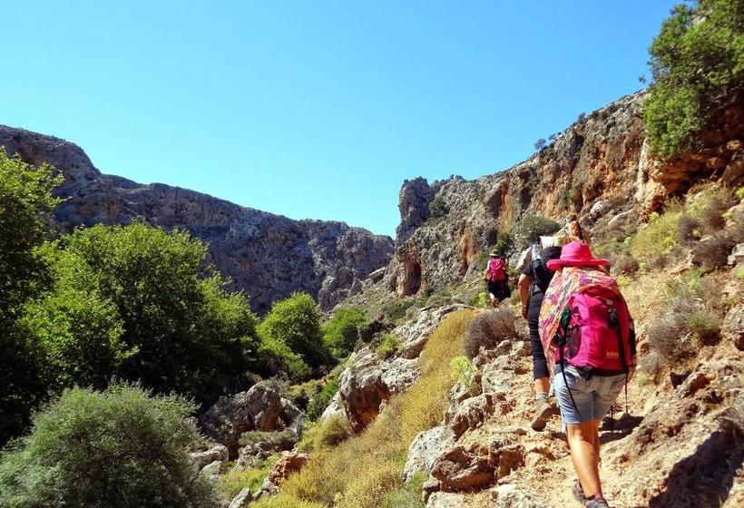 بنسيون Philoxenia Rooms