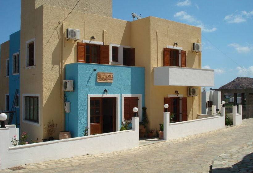 פנסיון Philoxenia Rooms