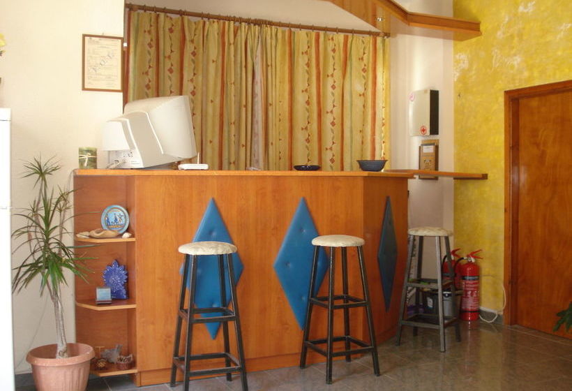 بنسيون Philoxenia Rooms