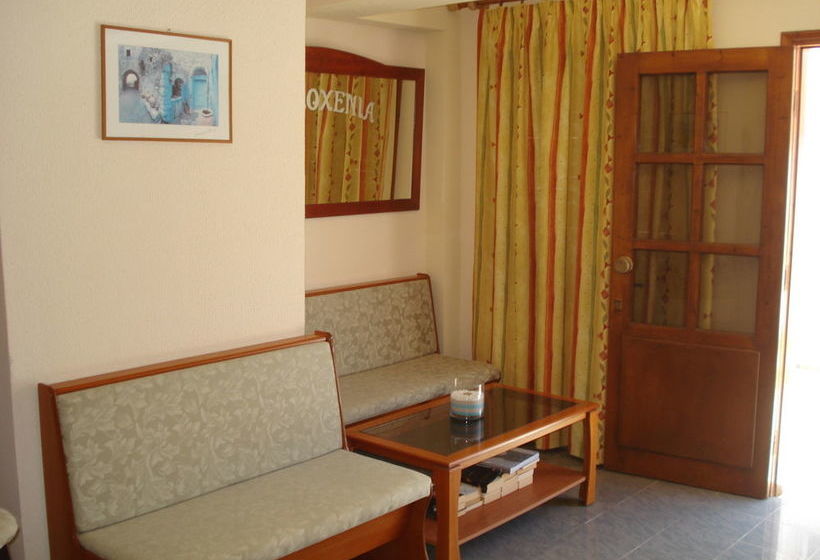 פנסיון Philoxenia Rooms