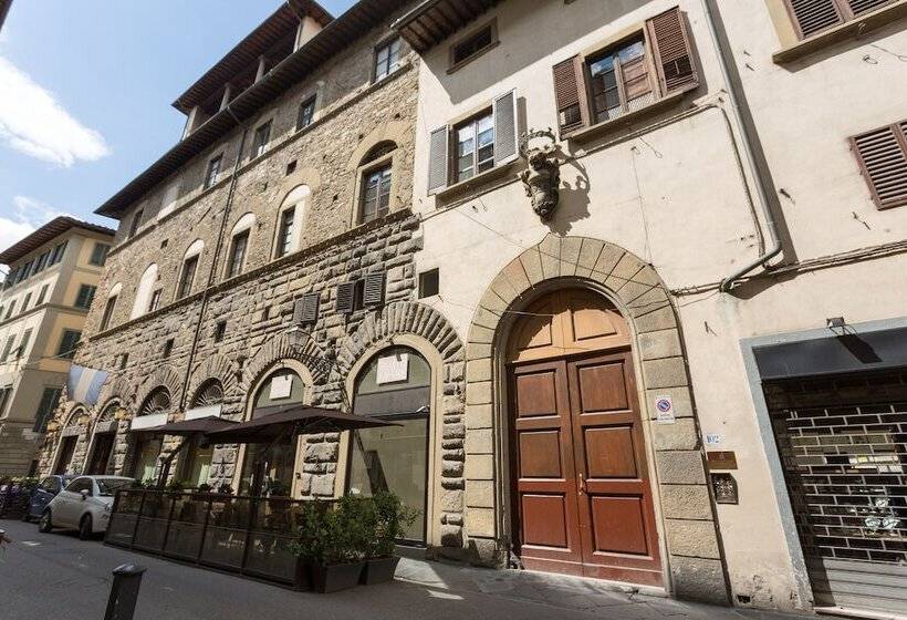 پانسیون Residenza D'epoca Historia Luxury Boutique