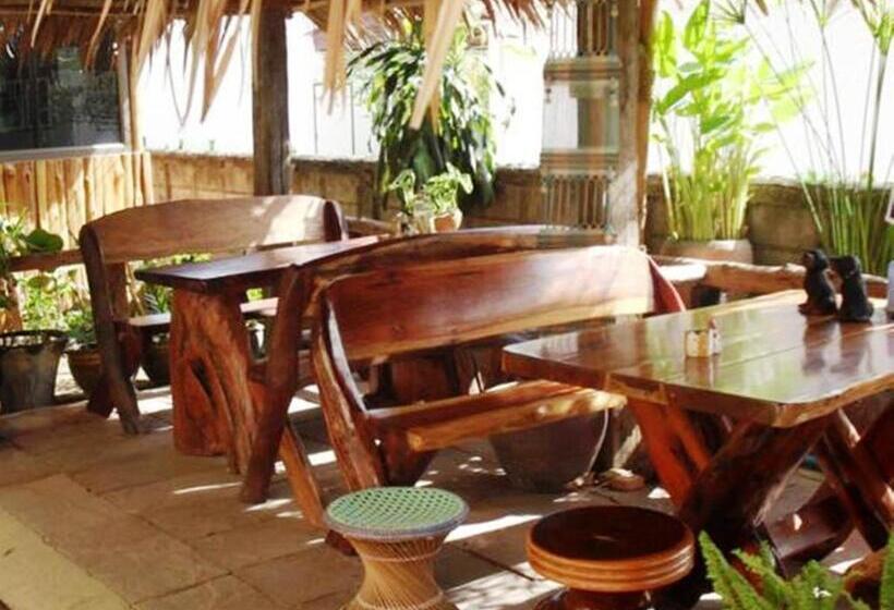 펜션 Thai Guesthouse