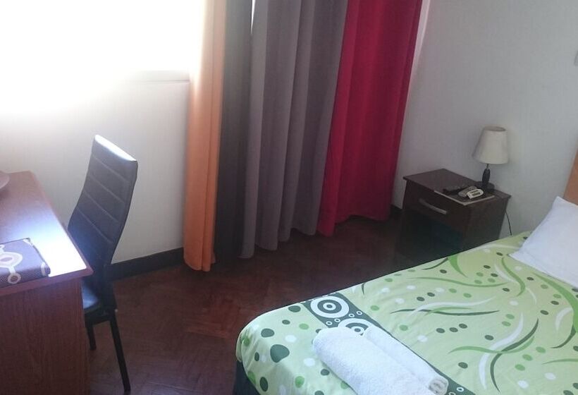 بنسيون The Quiet Corner Guest House