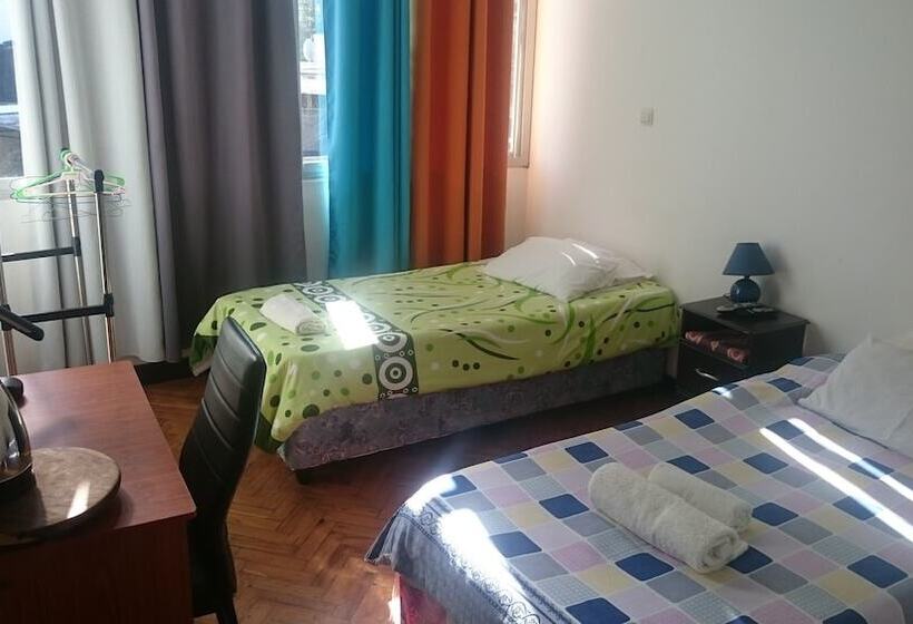 بنسيون The Quiet Corner Guest House