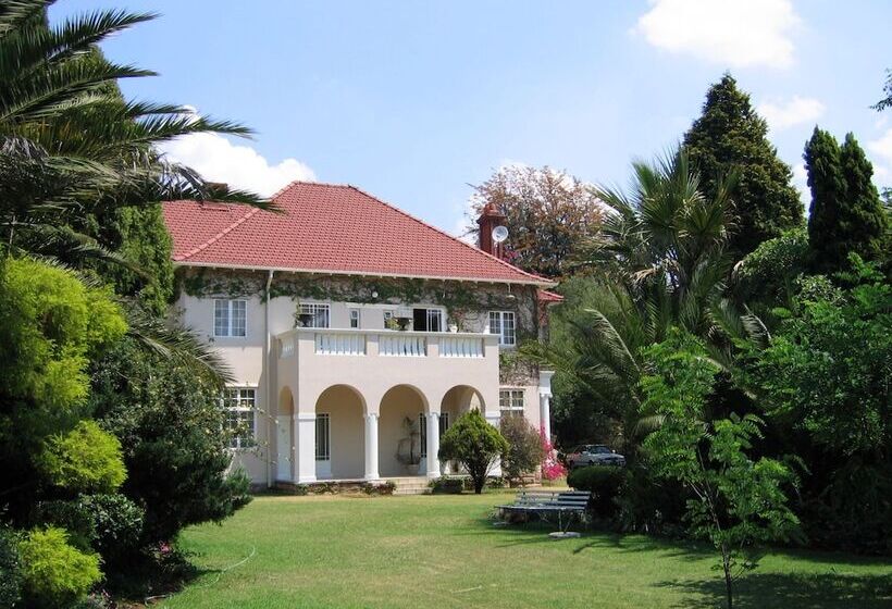 Пансион Villa Victoria Executive Guest House