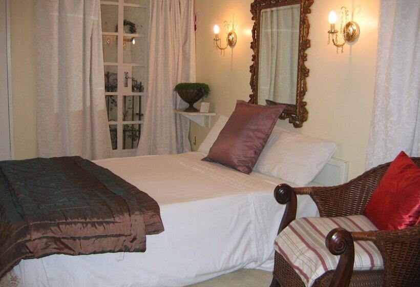 Пансион Villa Victoria Executive Guest House