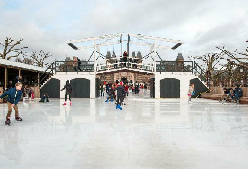 Residences Museum District