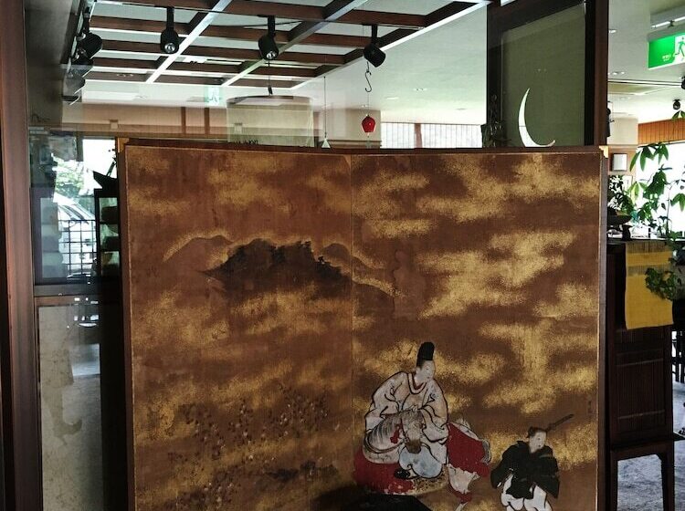 Рёкан Yumoto Hounoya