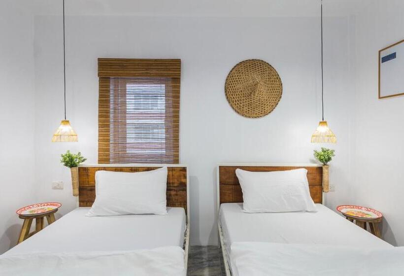 Stockhome Hostel Ayutthaya