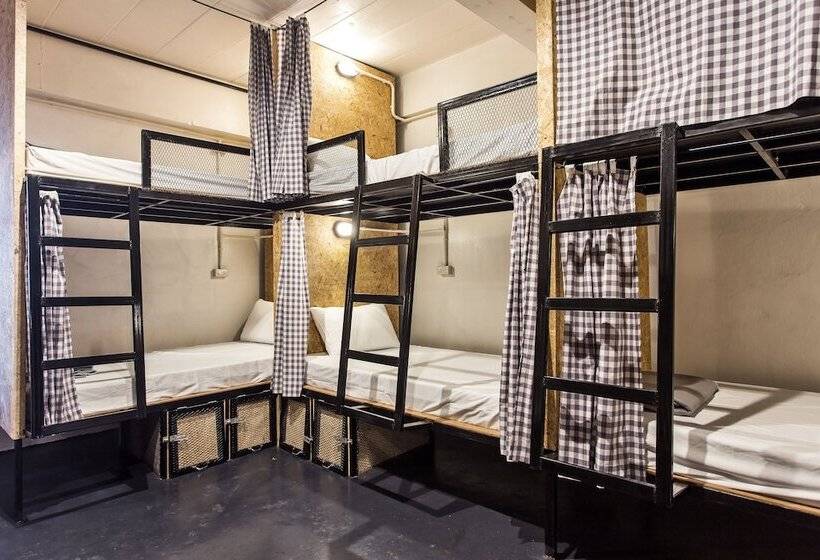 Stockhome Hostel Ayutthaya