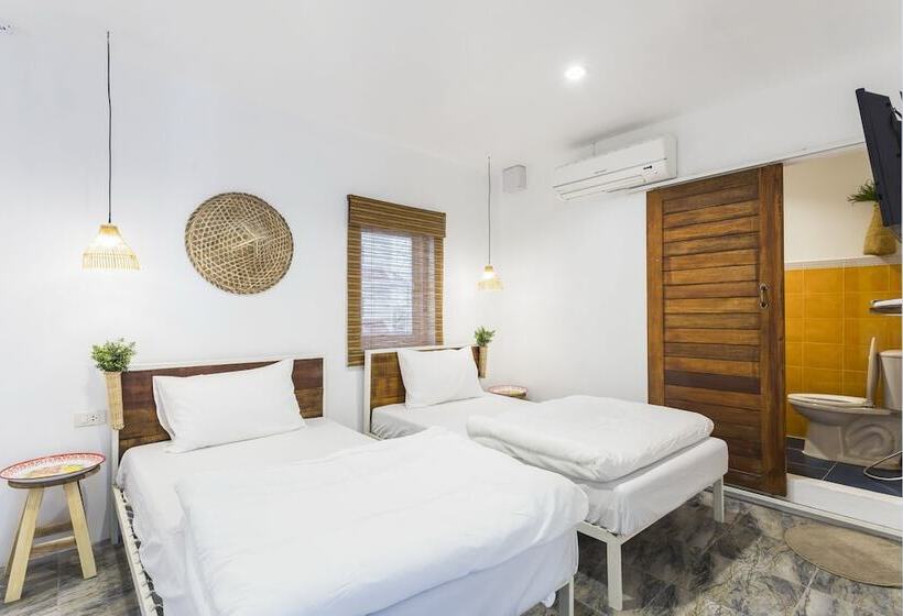 Stockhome Hostel Ayutthaya