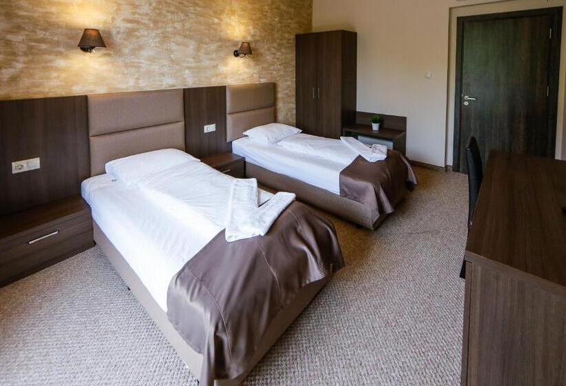 Family Hotel Ognyanovo