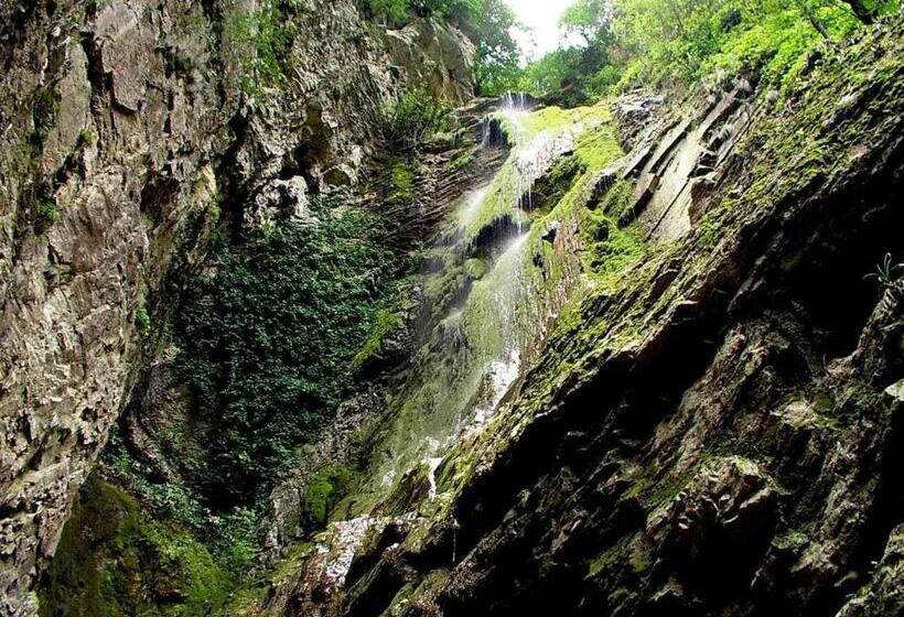 Family Hotel Teteven