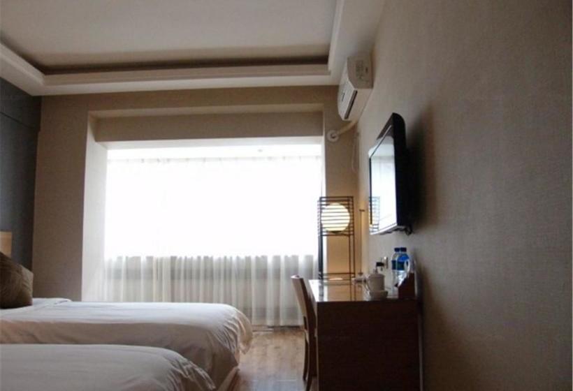 酒店 Feitian Meiju Weiyuan Road Branch