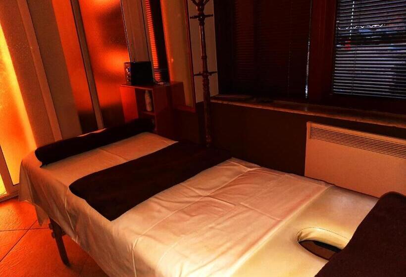 בית מלון כפרי Balkan