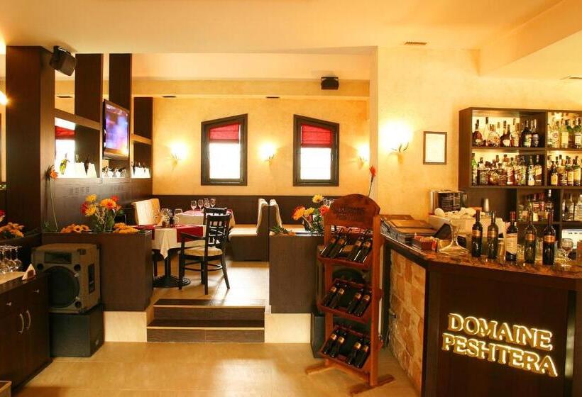 בית מלון כפרי Domaine Peshtera