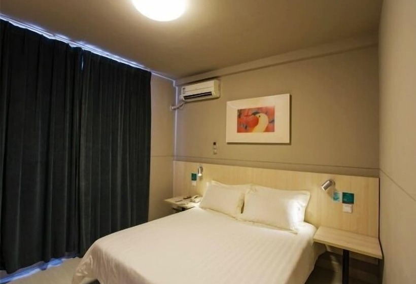 Отель Jinjiang Inn Hengdian World Studios