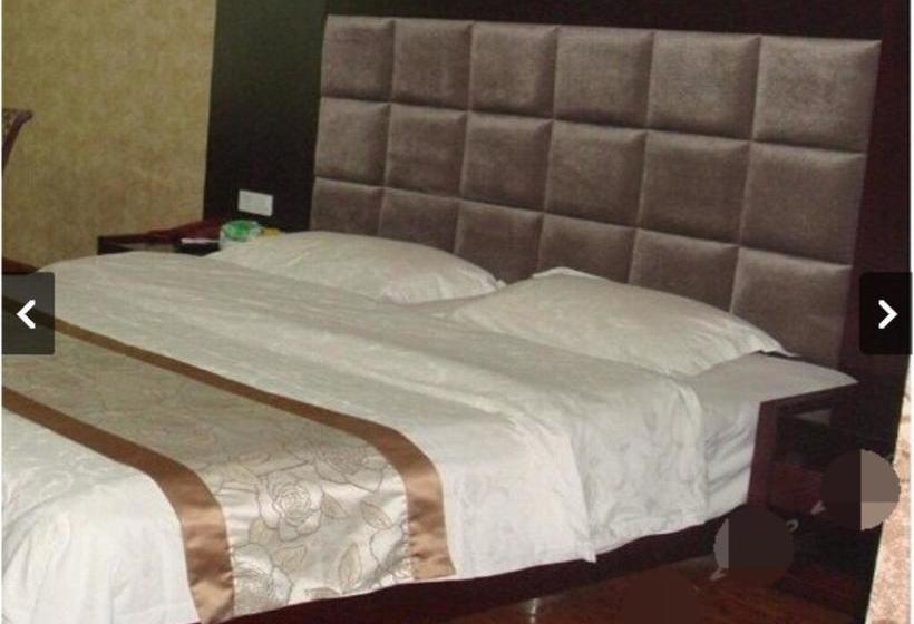 בית מלון כפרי Long Cheng