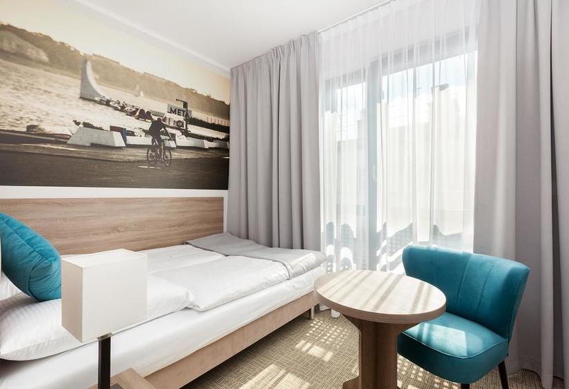 Отель Meet Poznań