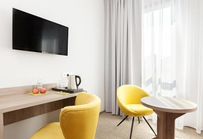 Отель Meet Poznań