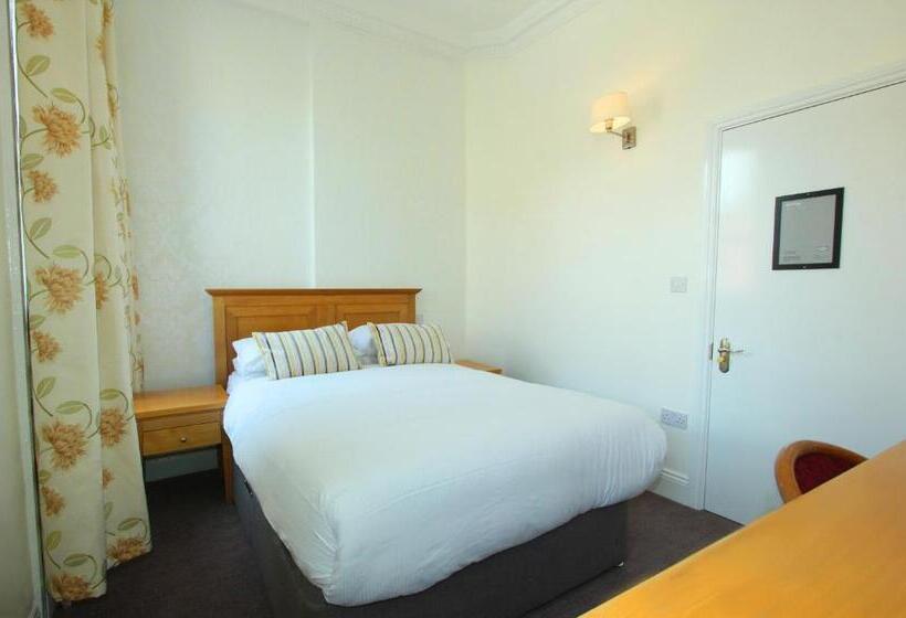 פנסיון Eccles Townhouse