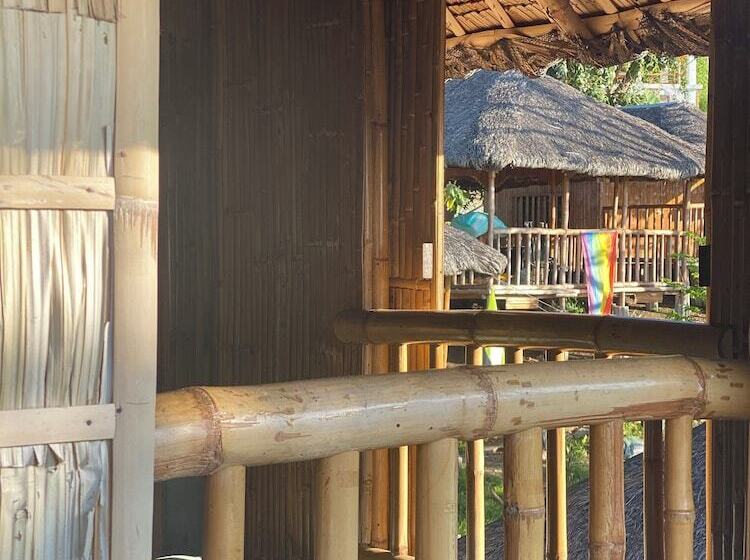 הוסטל Rustique Rue