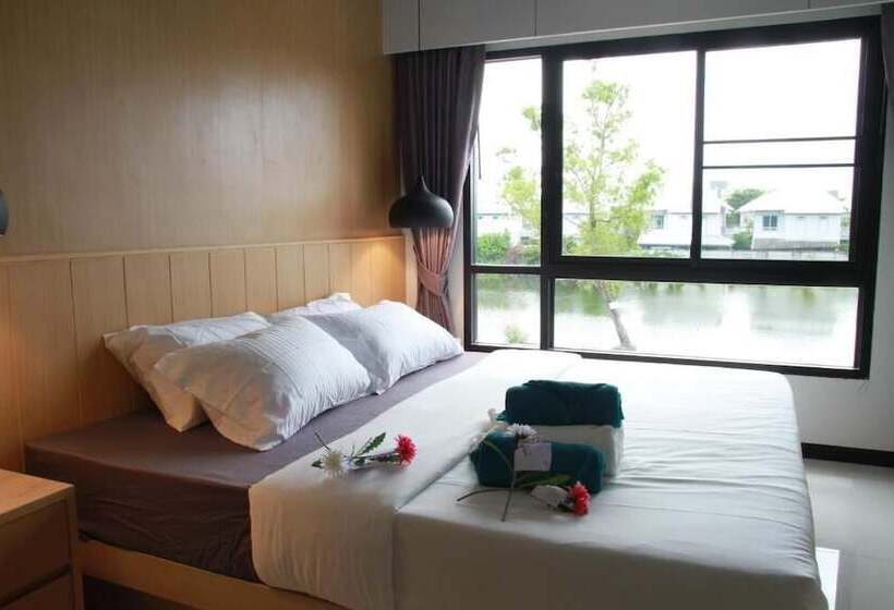 ホテル Baan Bangkok 97