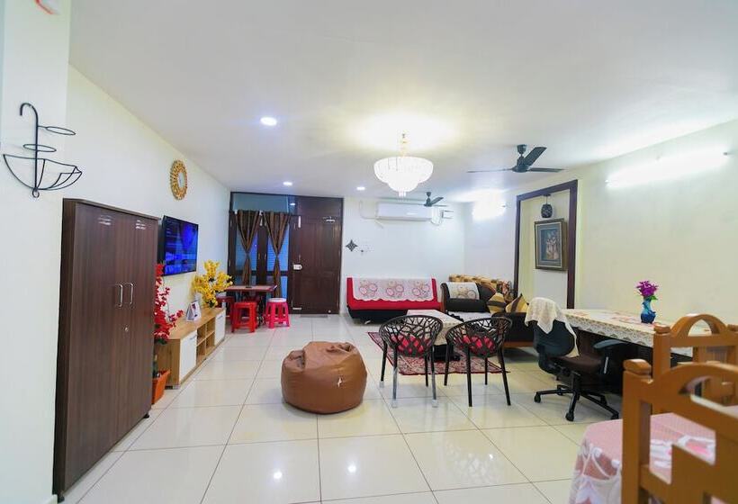 住宿加早餐  Roscotel Bay Stays 2bhk Near White Town