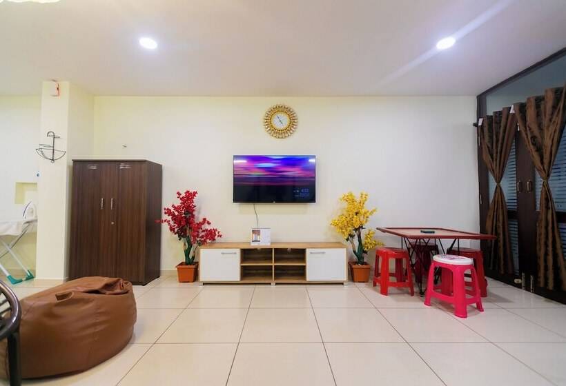 住宿加早餐  Roscotel Bay Stays 2bhk Near White Town