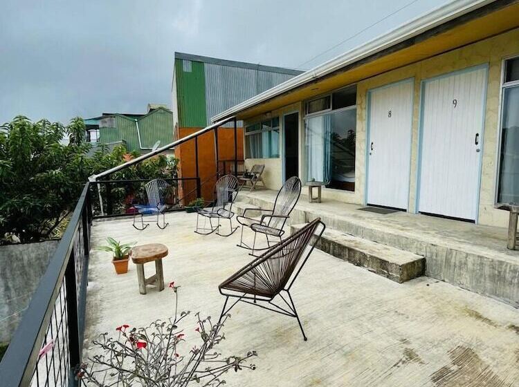 مبيت وإفطار Cabinas Nuestra Kasa