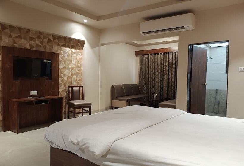 Hotel Apratim Lodging & Boarding