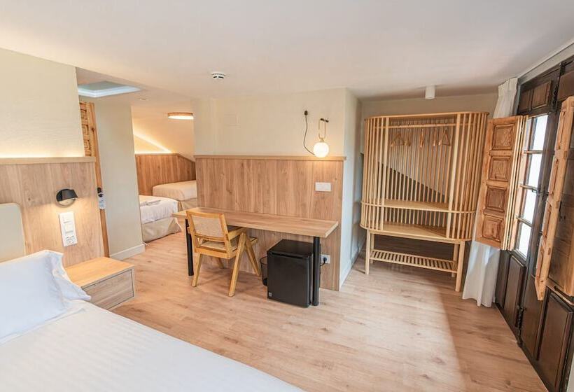 هتل Bestprice Santillana