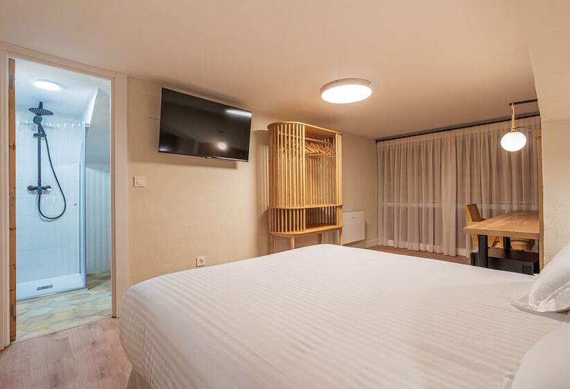 هتل Bestprice Santillana