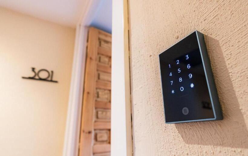 هتل Bestprice Santillana