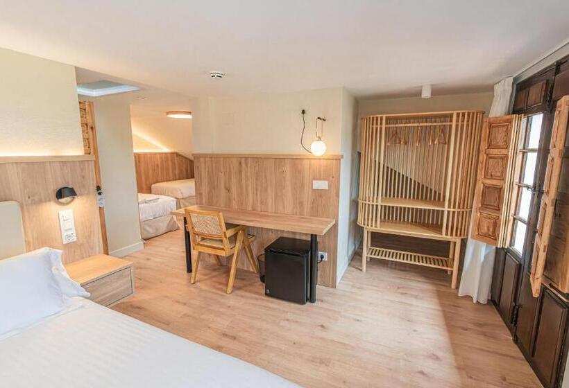 هتل Bestprice Santillana