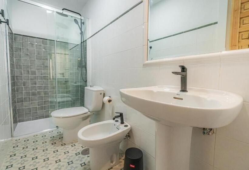 هتل Bestprice Santillana