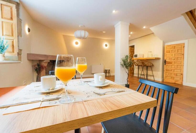 هتل Bestprice Santillana