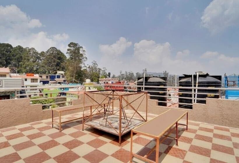 Отель Iroomz Cool Spot