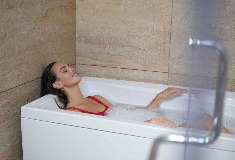 فندق Elephant Passage Resort Munnar