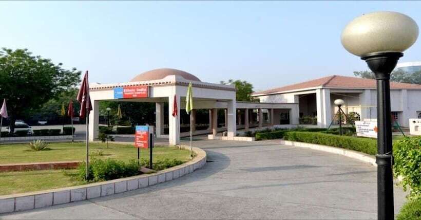 فندق Ethnic India Tourist Resort